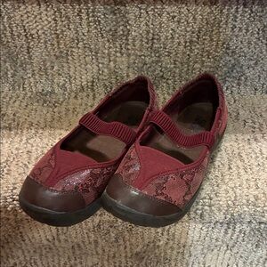 Women's Maroon Slip-On Flats